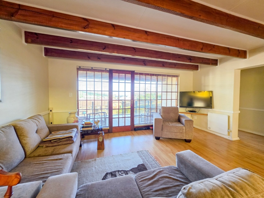 4 Bedroom Property for Sale in Stilbaai Wes Western Cape